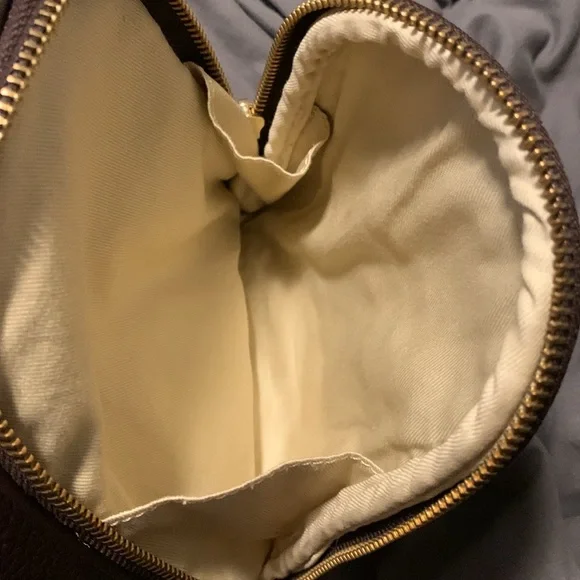 NWOT genuine leather brown pebbles Alexis Hudson Handbag gold toned hardware - Picture 12 of 16